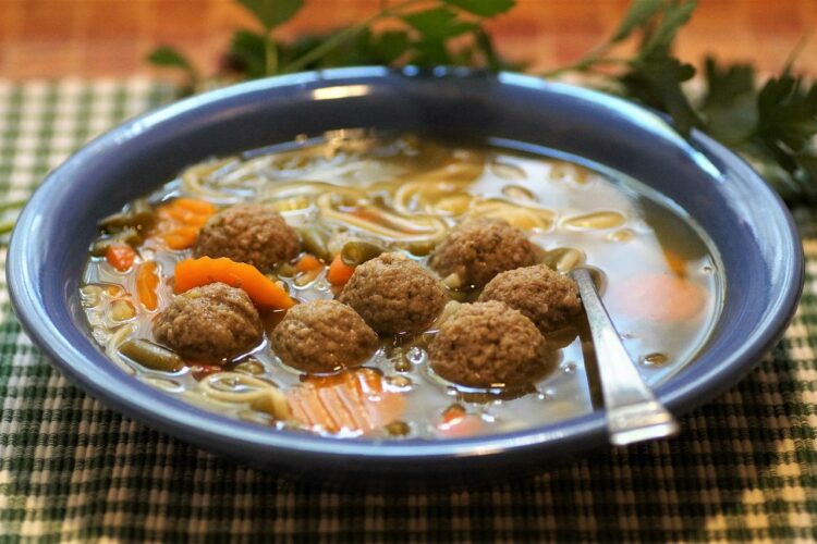 Ile kcal ma bulion warzywny? | bulion warzywny kcal