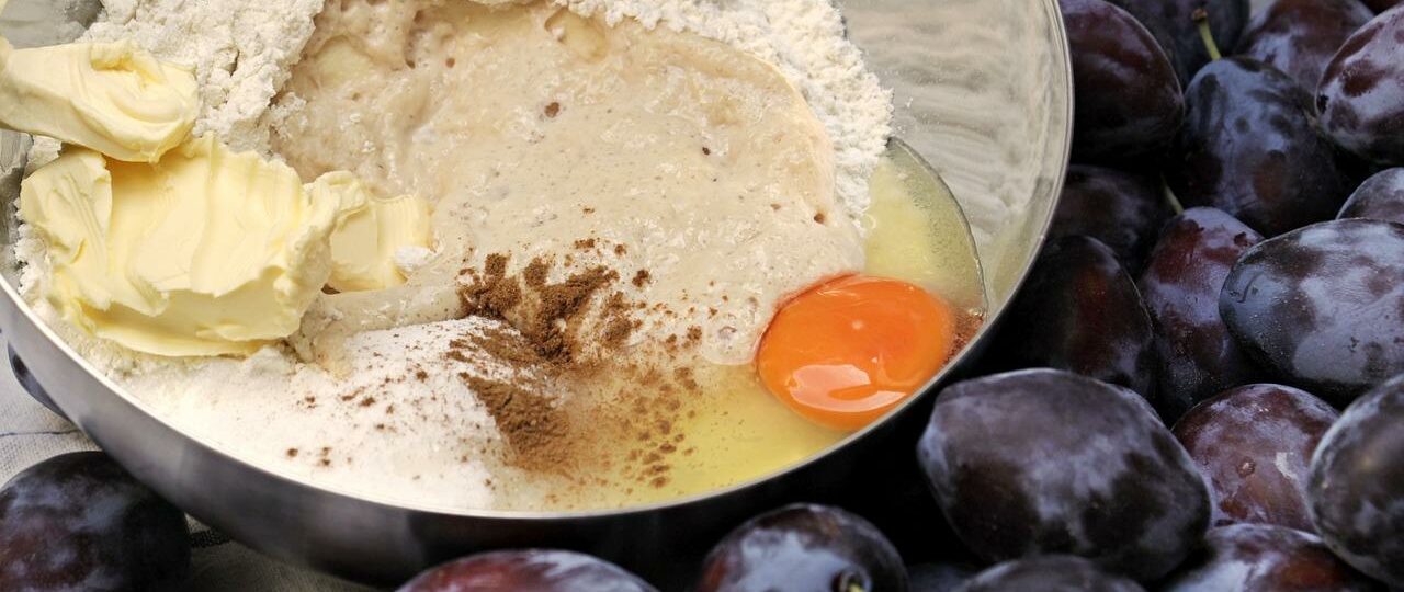 Ile kcal ma ciasto drozdzowe? | ciasto drozdzowe kcal