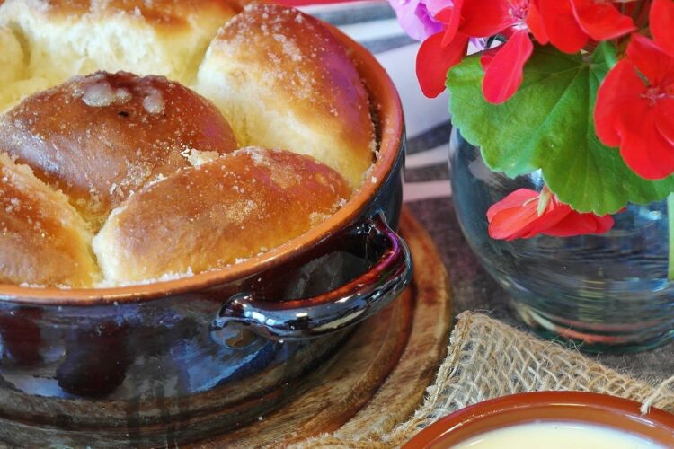 Ile kcal ma ciasto drożdżowe ze śliwkami? | ciasto drożdżowe ze śliwkami kcal
