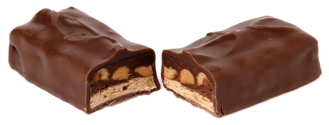 Ile kcal ma cukierek snickers? | cukierek snickers kcal