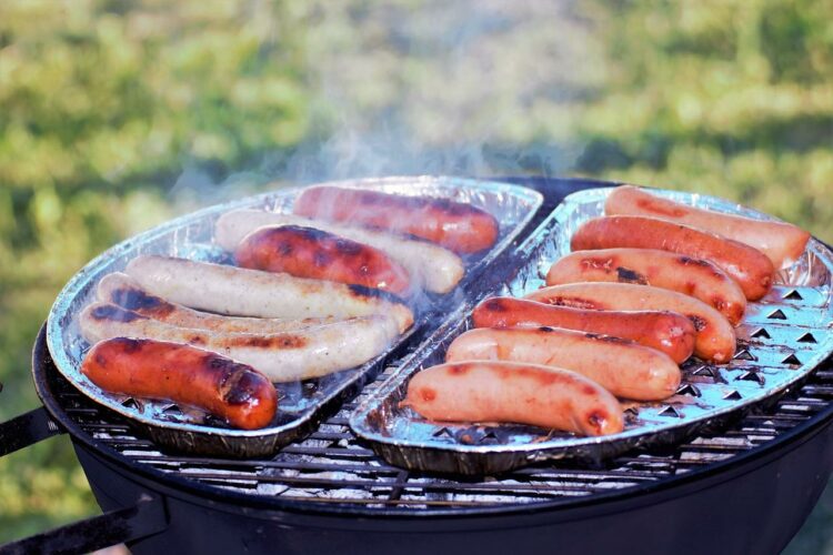 Ile kcal ma grillowana kiełbasa? | grillowana kiełbasa kcal