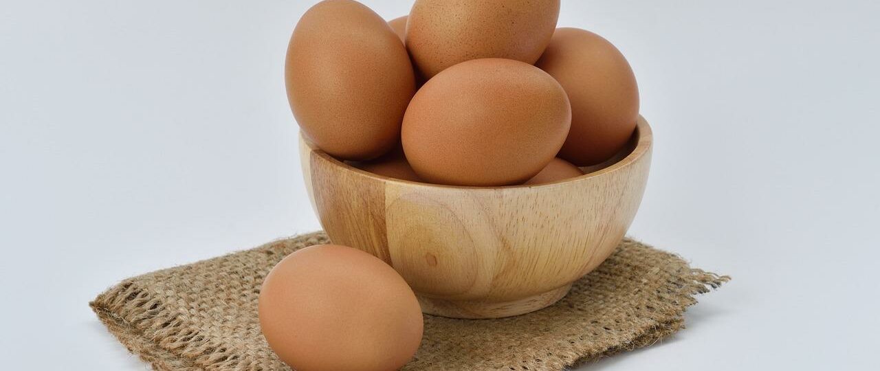 Ile kcal ma jajko surowe? | jajko surowe kcal