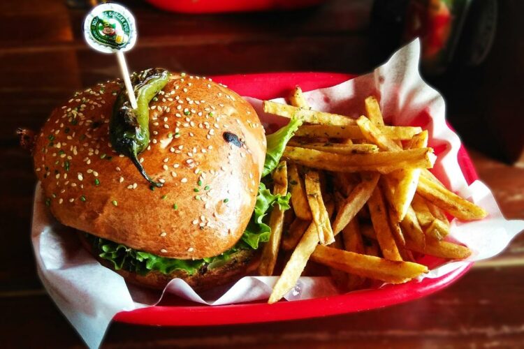 Ile kcal ma jalapeno burger? | jalapeno burger kcal