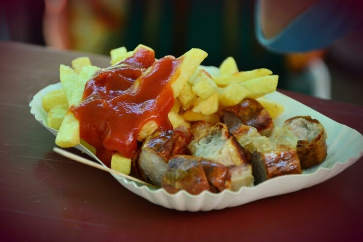 Ile kcal ma jeden chips? | jeden chips kcal