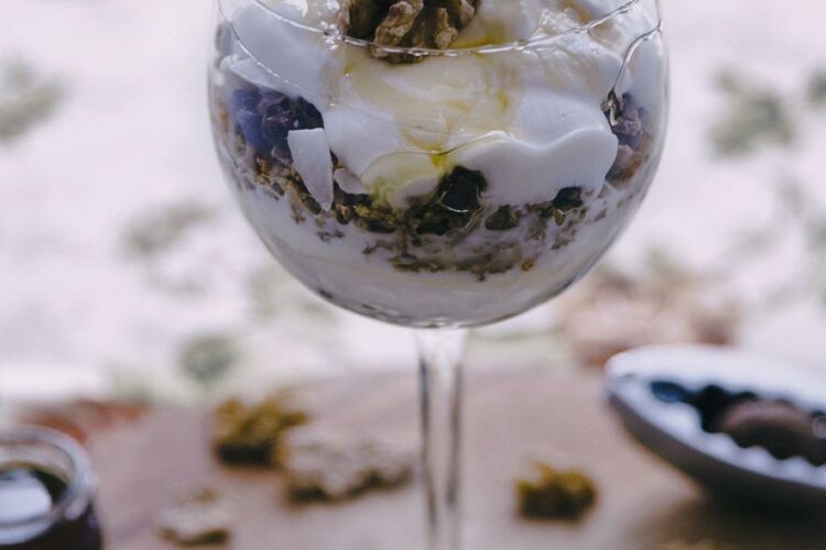 Ile kcal ma jogurt naturalny z musli? | jogurt naturalny z musli kcal