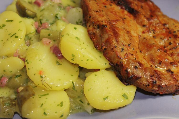 Ile kcal ma kiełbasa smażona? | kiełbasa smażona kcal