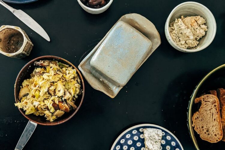 Ile kcal ma kromka chleba z masłem? | kromka chleba z masłem kcal