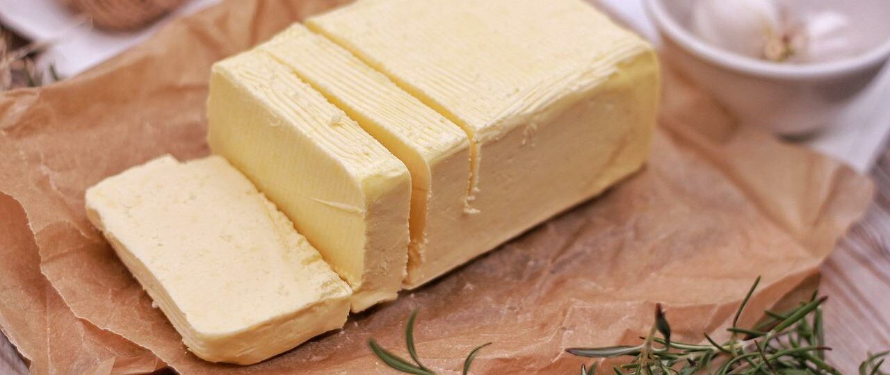 Ile kcal ma kromka z masłem? | kromka z masłem kcal