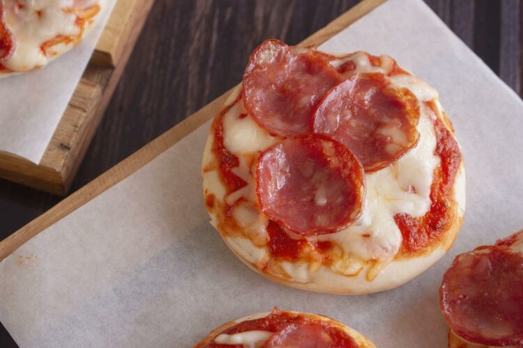 Ile kcal ma mini pizza? | mini pizza kcal