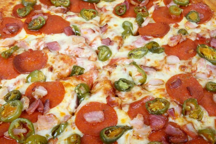 Ile kcal ma pizza 4 sery? | pizza 4 sery kcal