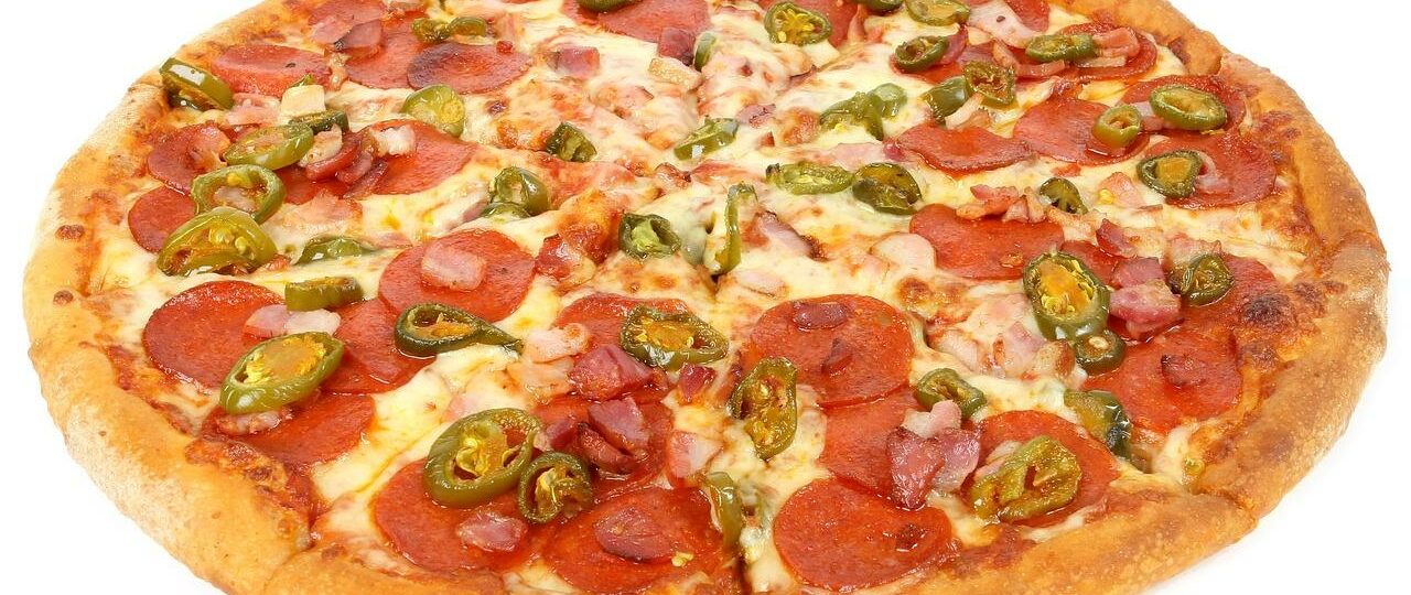 Ile kcal ma pizza salami? | pizza salami kcal