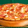 Ile kcal ma pizza z salami? | pizza z salami kcal