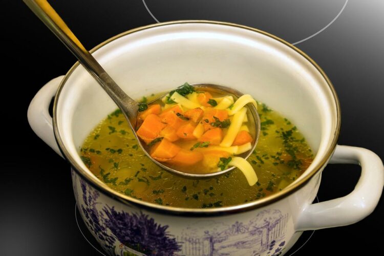 Ile kcal ma rosół drobiowy z makaronem? | rosół drobiowy z makaronem kcal