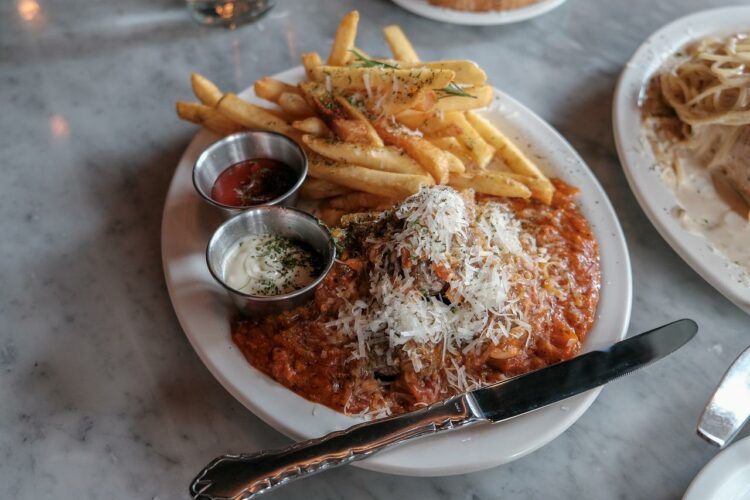 Ile kcal ma sos bolognese z mięsem? | sos bolognese z mięsem kcal