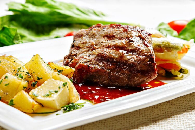 Ile kcal ma stek z poledwicy wolowej? | stek z poledwicy wolowej kcal