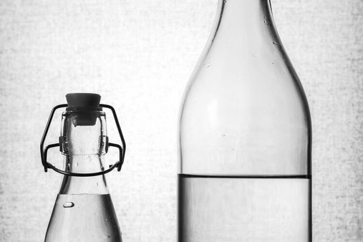 Ile kcal ma szklanka wody? | szklanka wody kcal