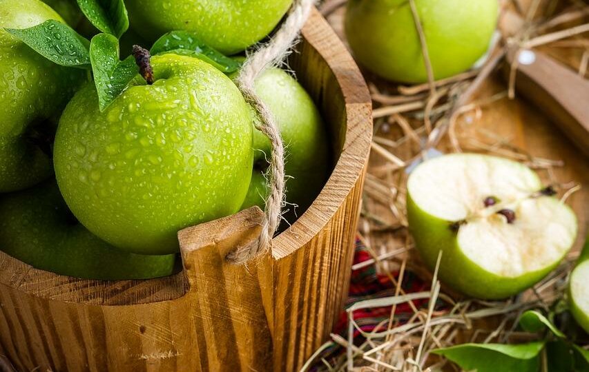 Ile kcal ma zielone jabłko? | zielone jabłko kcal