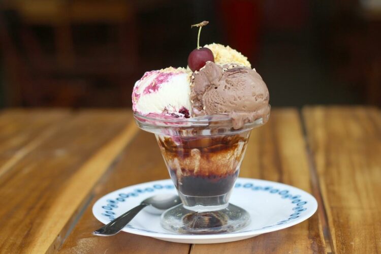 Ile kcal mają lody gałkowe? | lody gałkowe kcal