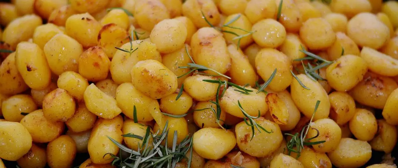 Ile kcal mają ziemniaki gotowane? | ziemniaki gotowane kcal